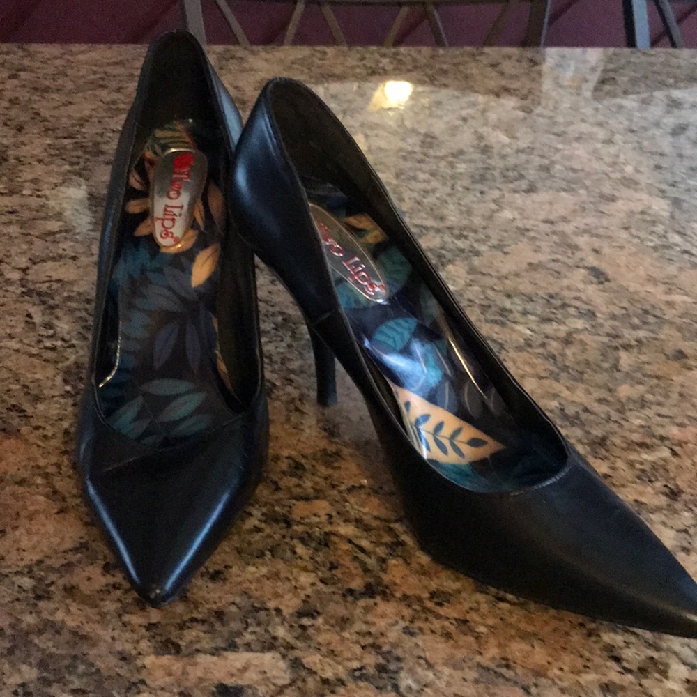 Black stiletto heels